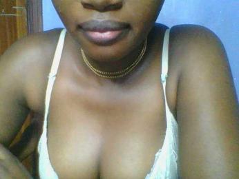 Sweetchely webcam model stream image