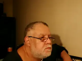 100Tauros webcam model stream image