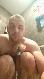 Clemeg webcam model stream image