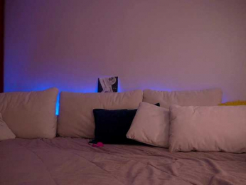 Infinitesprin webcam bongacams model stream image