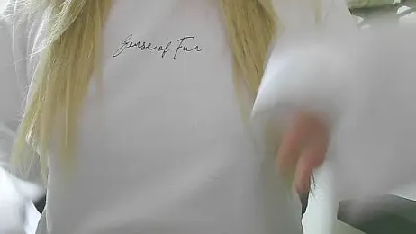 Remi_official webcam model stream image