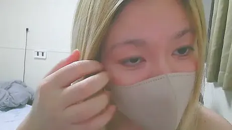 Remi_official webcam model stream image