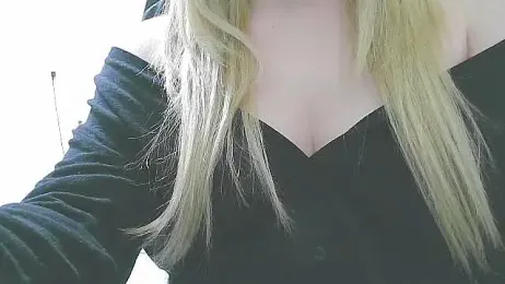 Remi_official webcam model stream image