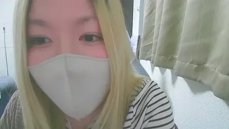 Remi_official webcam model stream image