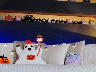 Anayse Maze webcam model stream image