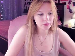 karambamoon webcam model stream image