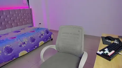 beiby_glow webcam stripchat model stream image