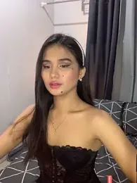 AngelHille webcam model stream image