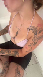 Luciebeau webcam cam4 model stream image