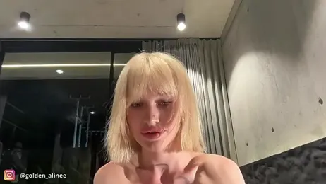 Golden_Aline webcam stripchat model stream image