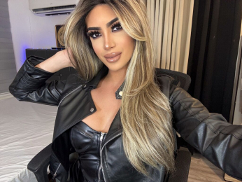 AlexaKhalifa webcam model stream image