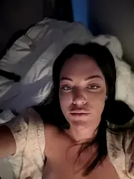 LilliThelo webcam model stream image