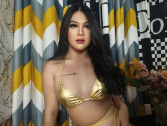 EileithyiaBlaire webcam model stream image