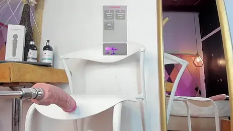 BritannyClaire webcam model stream image