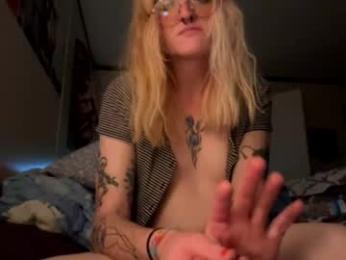 fr0ghatz webcam model stream image
