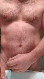 hairyguy570 webcam model stream image