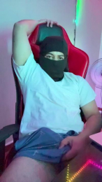 Nouserface webcam model stream image