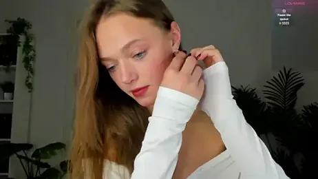 Sweet_Piece webcam model stream image