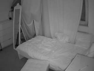 voyeurcam-julmodels-reallife-3 webcam model stream image