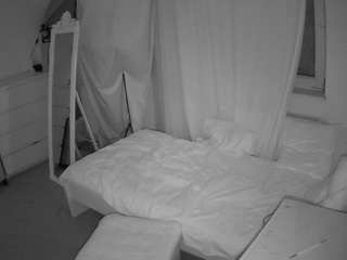 voyeurcam-julmodels-reallife-3 webcam model stream image