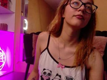 SoniaSinn webcam model stream image