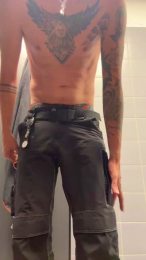 Mr_02_93 webcam cam4 model stream image