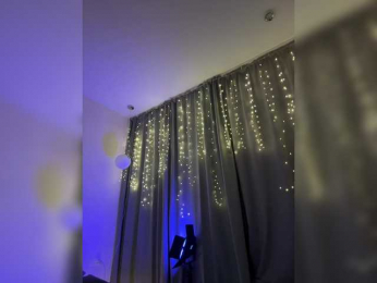 Vilgelmina webcam model stream image