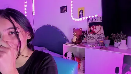 namiiwhite webcam model stream image