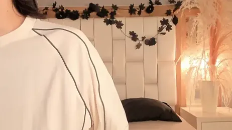 Daphne_And_Roger webcam model stream image