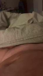 must_cum webcam model stream image