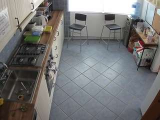 voyeurcam-julmodels-kitchen-2 webcam model stream image