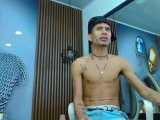skinny-cute-alyer webcam model stream image