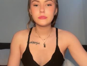 sarahxaoliver1 webcam model stream image