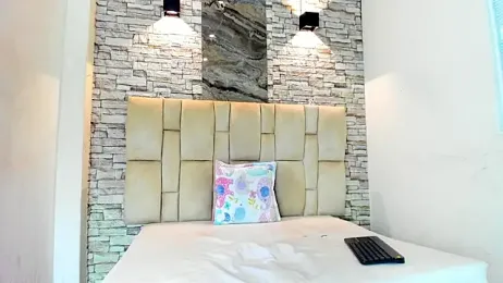 Dafne_brownn_ webcam model stream image