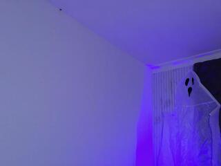 Emilly Jonnes webcam model stream image