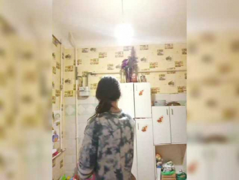 Love_Crew webcam model stream image