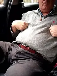 stiffandlubed@xh webcam model stream image