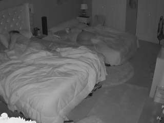 voyeurcam-house-charleys-room webcam model stream image