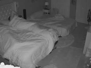 voyeurcam-house-charleys-room webcam camsoda model stream image