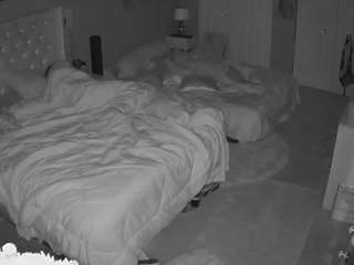 voyeurcam-house-charleys-room webcam model stream image