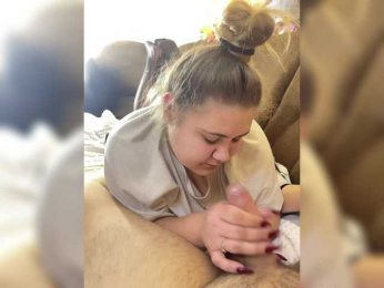 7KLYBNIKA7 webcam bongacams model stream image