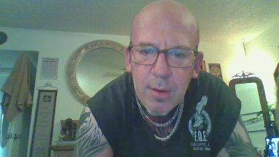 HeyYouNotYouYou webcam model stream image