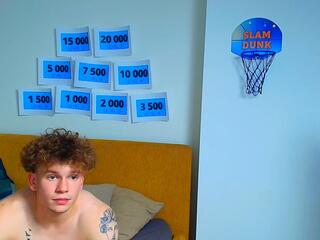 Knox Savage webcam model stream image