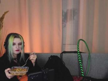 ToxicKittyy webcam bongacams model stream image