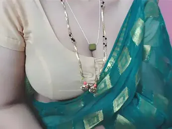 sunitha-3 webcam model stream image