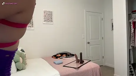 PaigePawg webcam model stream image