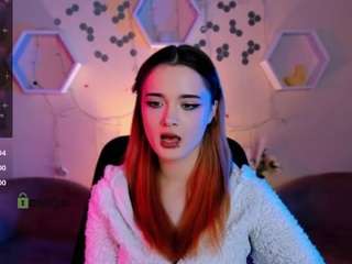 liana-kisses webcam camsoda model stream image