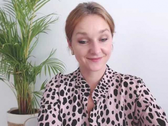 SecretAlicia webcam model stream image