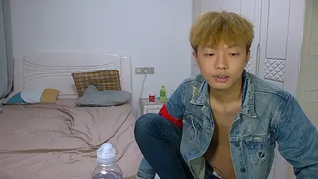 Chocolates-001 webcam model stream image