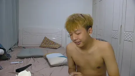 Chocolates-001 webcam model stream image